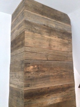  Reclaimed wood decoration 