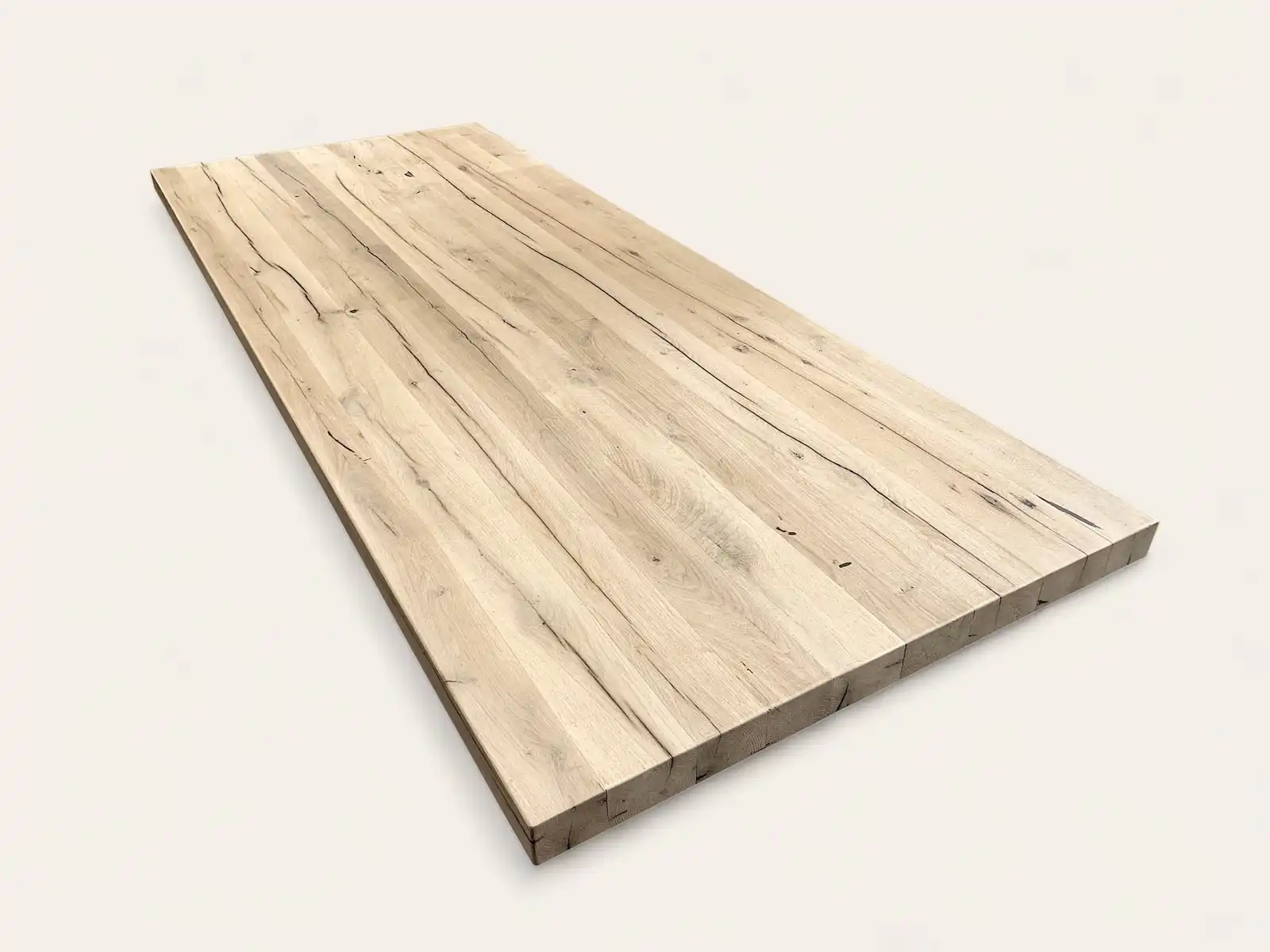  Plateau de table rectangulaire en bois ancien aux tons clairs et naturels, évoquant simplicité et durabilité pour un intérieur authentique. 