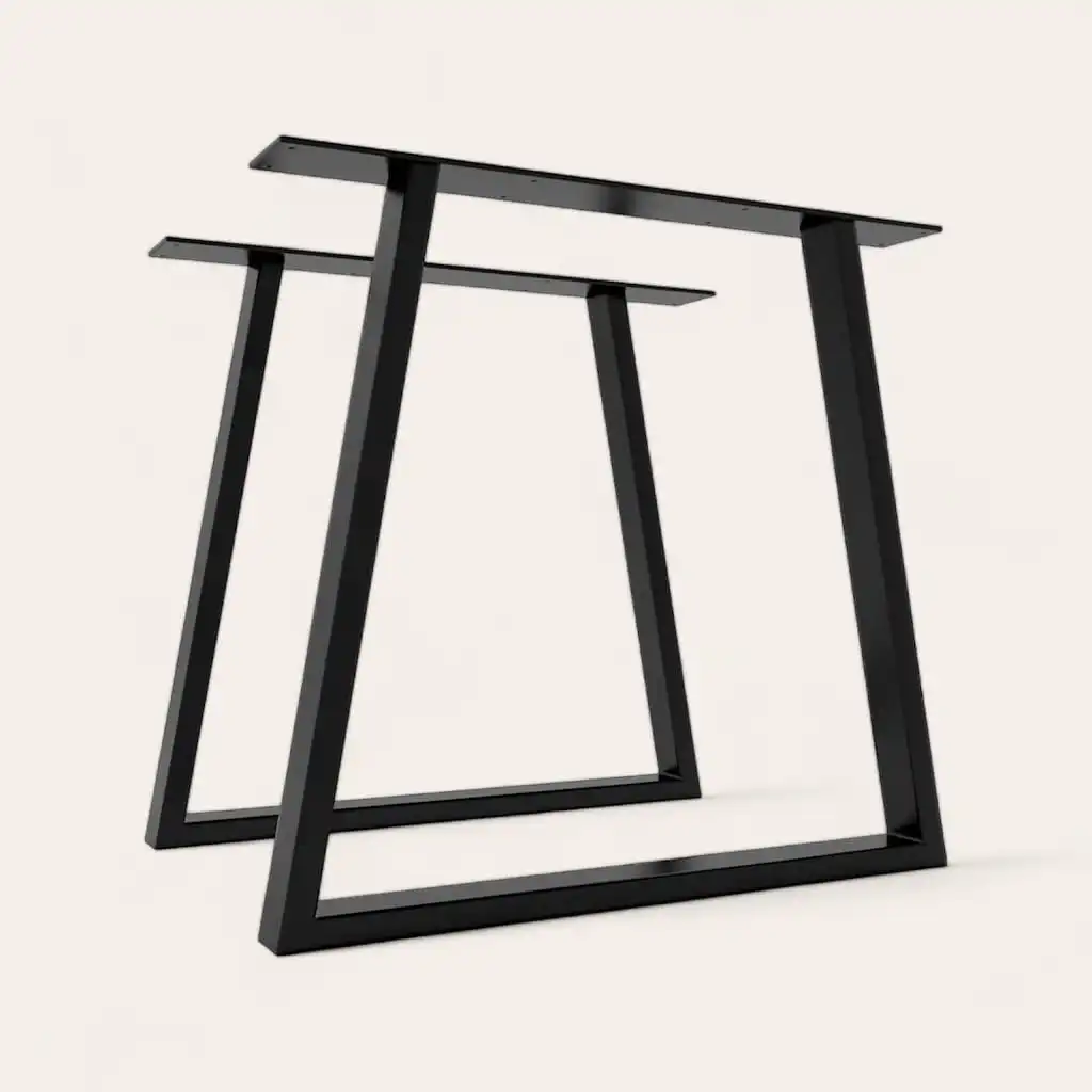  Deux pieds de table noirs sous des angles différents sur un fond blanc. 