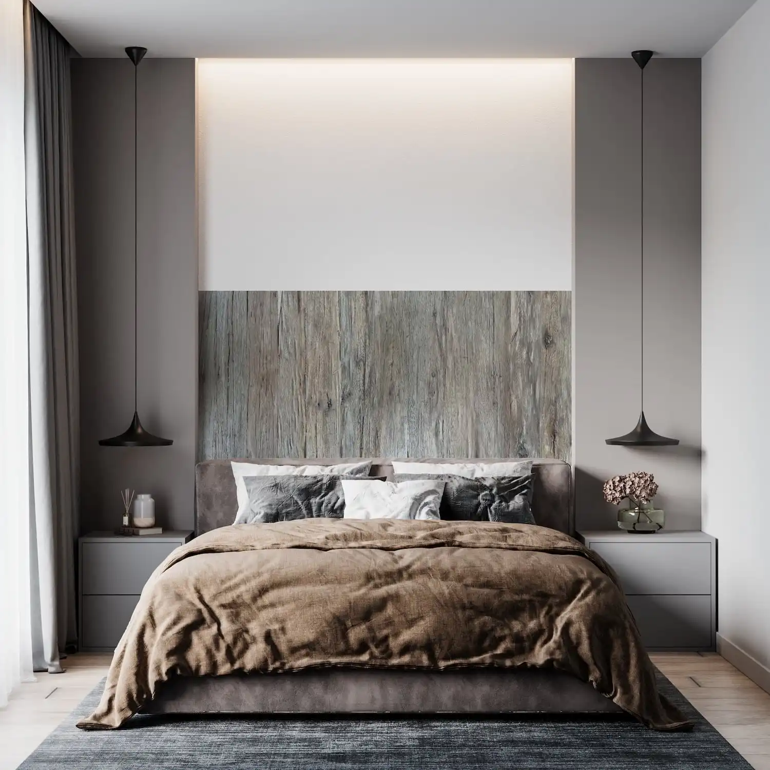  Une chambre moderne comprenant un grand lit avec une literie marron, un appui-tête gris, un panneau mural en bois vieilli et un éclairage de chevet minimaliste. 